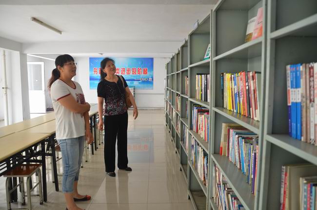 公司職工書屋建設(shè)引來(lái)觀摩